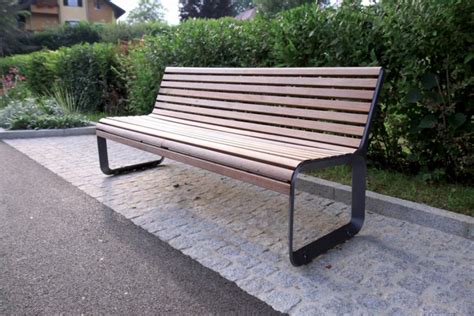 Металлические скамейки: идеальное решение для уличного декора