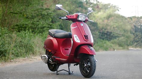 Vespa Sxl Compare Bike Photos Overdrive