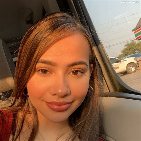 Ellie Johnston Nude OnlyFans Leaks Fappening FappeningBook