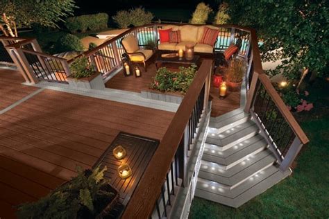 Huge Multi Level Decks For Enjoying Large Parties