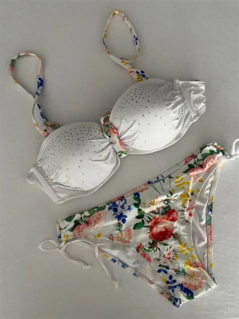 Kad N Beyaz Ta Lemeli Astarl Bikini Tak M Hzl S Lc