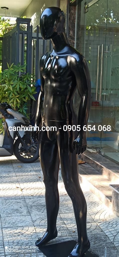 Mẫu manocanh mặt trứng siêu hot dành cho shop Nam Vật dụng mở shop