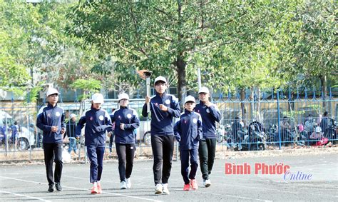 binh phuoc  tuong le khai mac hoi khoe phu dong hoc sinh pho thong