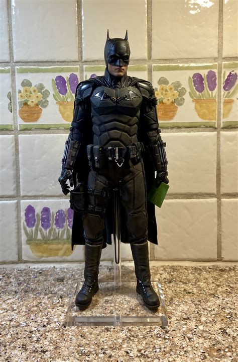 Hot Toys THE BATMAN Batman Batman Deluxe Batman Batsignal Set Page Collector