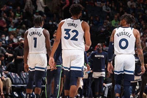 Nba Dangelo Russell Leads Timberwolves Past Bucks Abs Cbn News