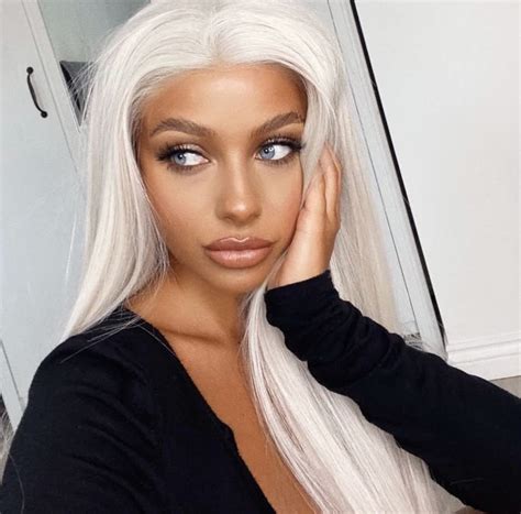 ANTAR Silver White Blonde Wig Synthetic Hair 150 Density Glueless Transparent Lace Wig Wig For