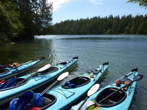 Sea Kayaking On Clayoquot Sound Canada Holidays Canada Holidays