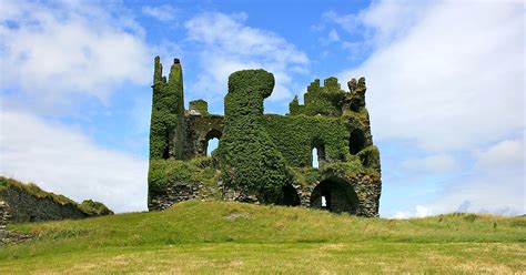 Ballycarbery Castle In County Kerry Ireland Tripomatic