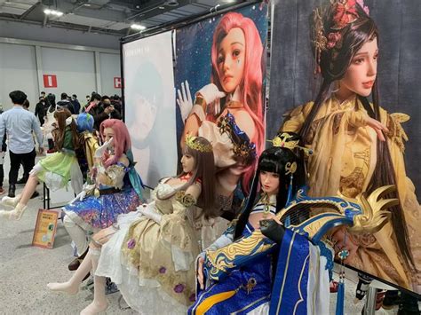 Pin On Elsa Babe Dolls On Display In Taiwan Babes Elsa Taiwan