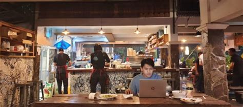 Cafe Jam Jogja Desain Cozy Pas Buat Nongkrong Nugas