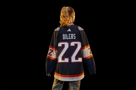 Oilers reveal new "reverse retro" jersey featuring Oil Gear logo ...