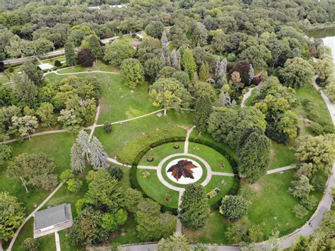 10 Toronto Parks To Visit This Weekend That Arent Trinity Bellwoods