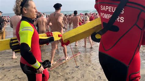 Record battu au Cap d Agde Le dernier bain de l année rassemble près