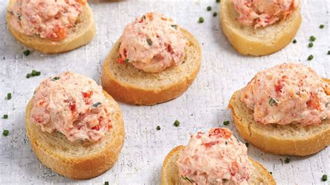 Lobster Crostini Melts (Appetizer) – Get Maine Lobster