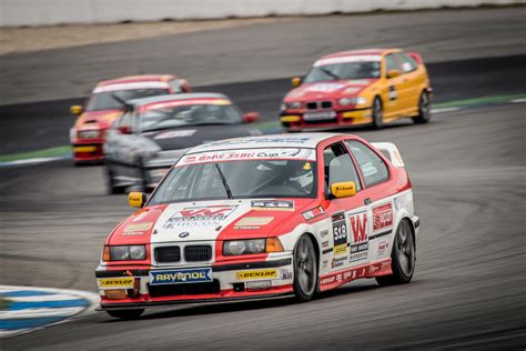 DMV BMW 318ti Cup Hockenheimring S 25 Von 79 KEEPONRACING DE