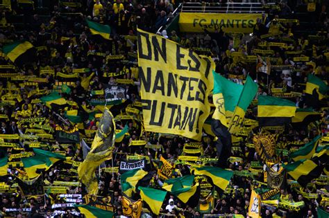 Supporter Du Fc Nantes Tu Par Des Coups De Couteau Le Chauffeur Vtc