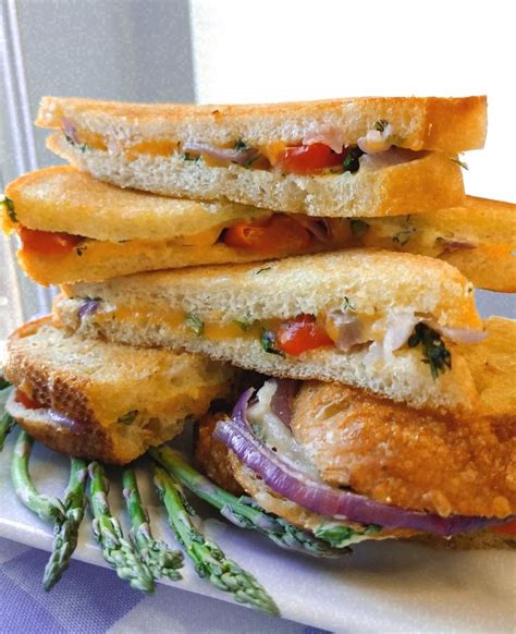 Double Grilled Cheese With Roasted Veggies Easy Vegetarian Sandwich Recipe In 2024