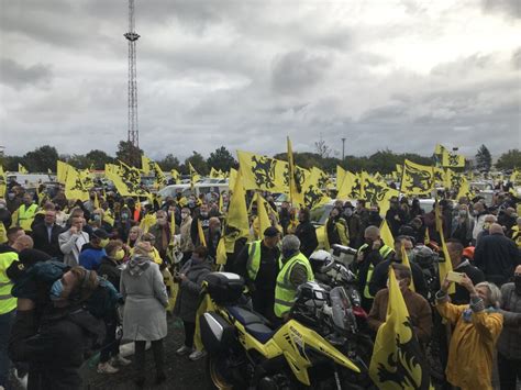 Vlaams Belang Houdt Automanifestatie Op Heizel Doorbraakbe