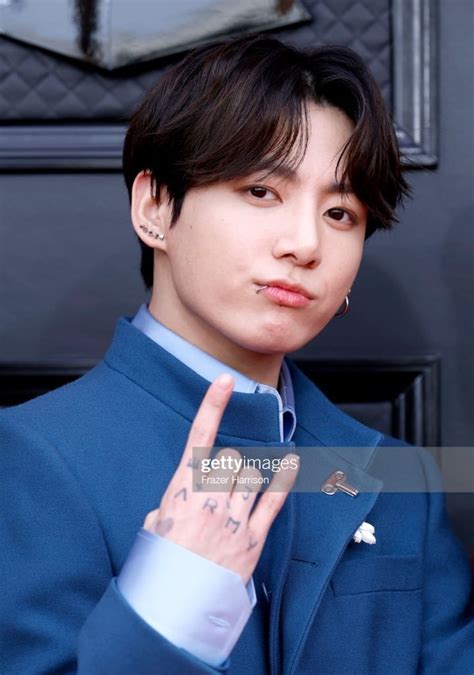 Golden Stage On Twitter 2022 Grammy Awards Red Carpet Jungkook 📸 7