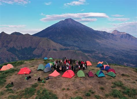 Jalur Pendakian Gunung Rinjani Ditutup Sampai Maret 2022 Cuaca Ekstrem