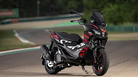 Yamaha Aerox 155 Rivaling Aprilia Sr Gt Motogp Replica Announced