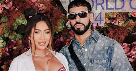 Anuel Aa Posa Junto A Su Novia Para Anunciar Su Debut En Hollywood