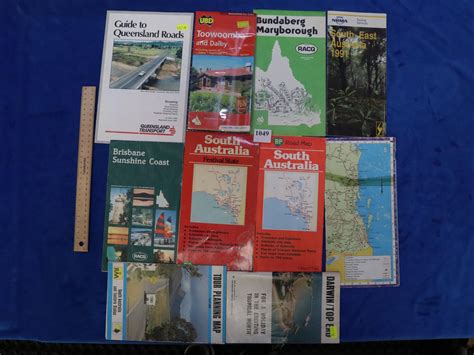 Lot - ASSORTED AUSTRALIAN ROAD MAPS