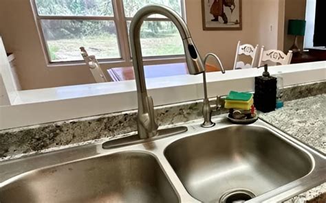 Mobile Home Kitchen Faucet: How to Choose the Replacements