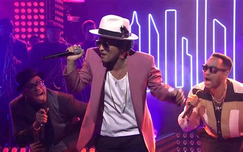 Uptown Funk 现场版1080p Bruno Mars 火星哥 ft Mark Ronson 哔哩哔哩 bilibili