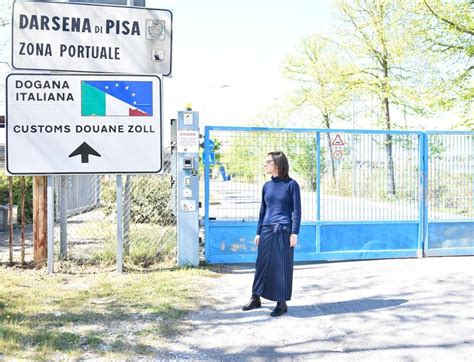 Madre E Figlia Di Anni Nude In Auto A Notte Fonda Lincubo Di Una Setta