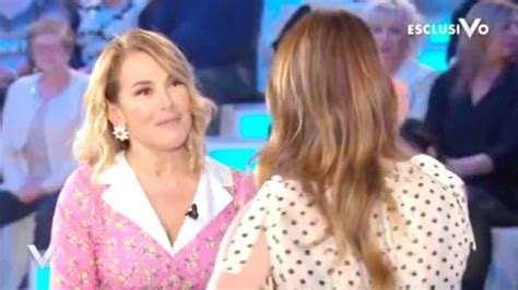 Barbara d Urso a Verissimo svela durata concorrenti e curiosità sul