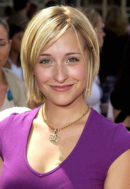 Allison Mack Pictures and Photos - Getty Images | Allison mack, Mack
