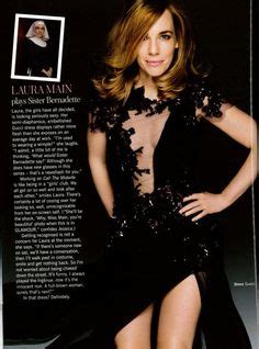 6 Hot Sexy Laura Main Bikini Pics