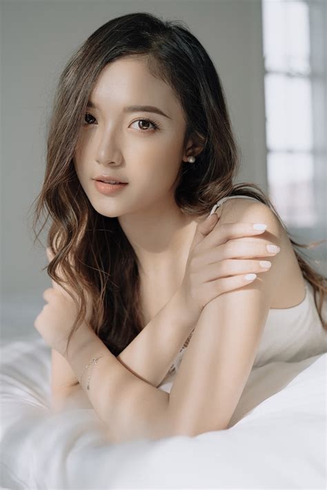 Hình ảnh nữ MC Liên Quân trôi nổi trong diễn đàn của hot girl lộ clip 18 chính chủ lên tiếng