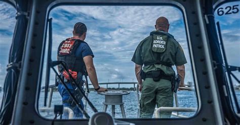 Guardia Costera De Eeuu Refuerza Patrullaje Aéreo Y Marítimo En Busca