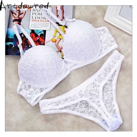 Intimates Set Vs 2017 New Women Sexy Bra Sets Embroidered Lace Thong Bra And Panty Set Bow B C