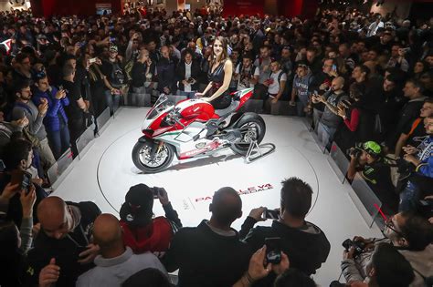 Ducati Panigale V Eletta Moto Pi Bella Ad Eicma