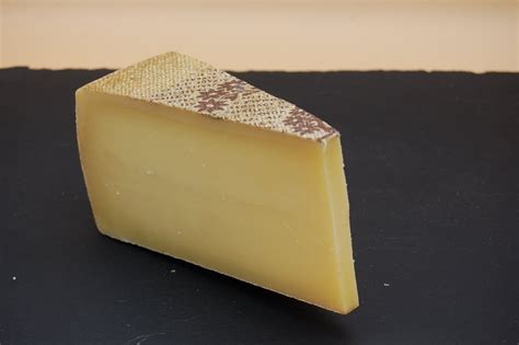 Fromageetivazvache Fromagerie Alexandre Halles De Pau