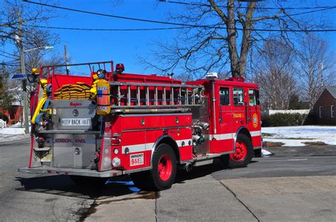 Edison Fire Department Engine 5 1994 Seagrave Triborough Flickr