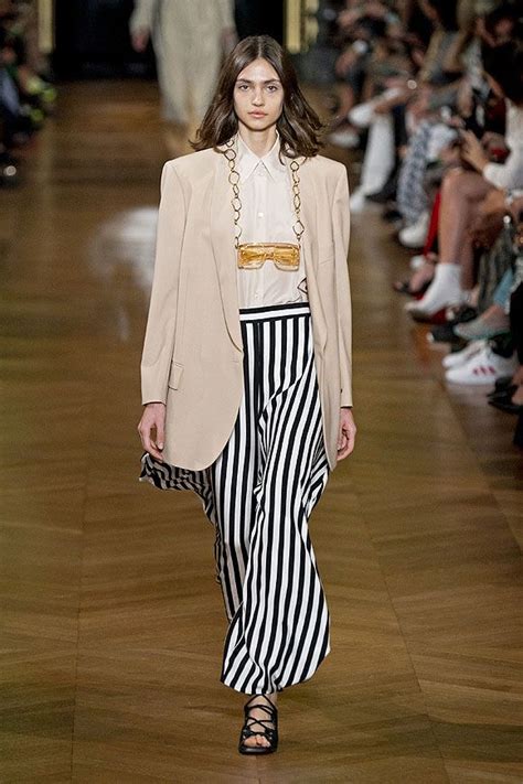 Paris Fashion Week Desfile De Stella Mccartney Primavera Verano