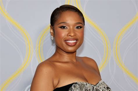 Jennifer Hudson Se Torna 17ª Pessoa Com Status De Egot Após Ganhar Emmy