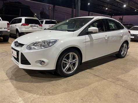 Ford Focus 2 0 16V SE SE Plus Flex 5p Aut Flex 4 portas câmbio