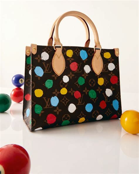 La Colaboraci N De Yayoi Kusama X Louis Vuitton Que Nos Har So Ar