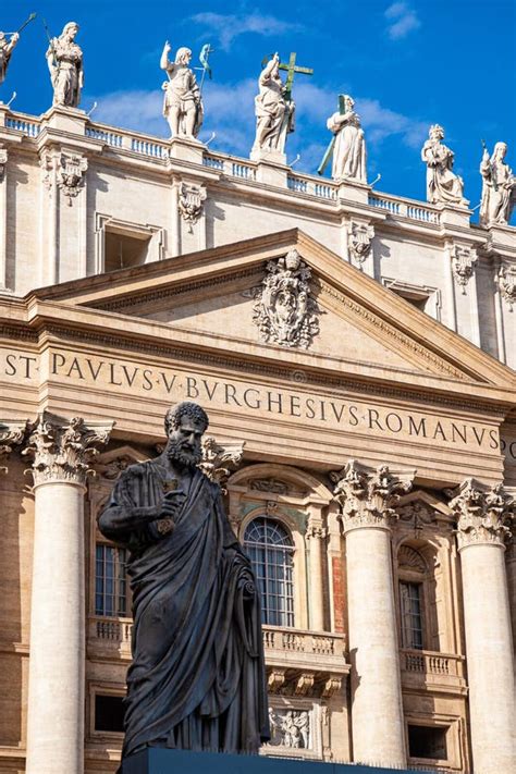 Marble Pillars and Statues that are Typical of Roman Architecture in Rome Editorial Photography ...