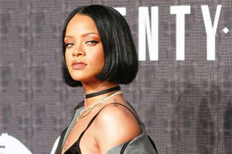 答案很簡單但很多人也不知道！為何rihanna的設計都叫作「fenty」 每日頭條