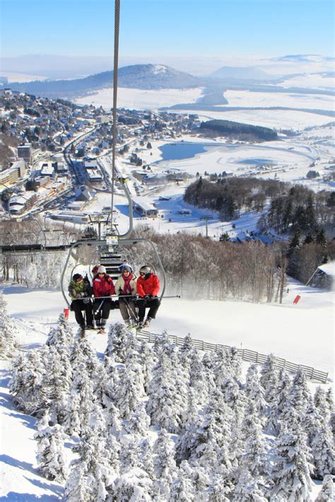 Station Super Besse Ski Et Sport D Hiver En Famille La Montagne