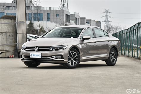 【迈腾330tsi 领先型侧前45度车头向左水平图片 汽车图片大全】 易车