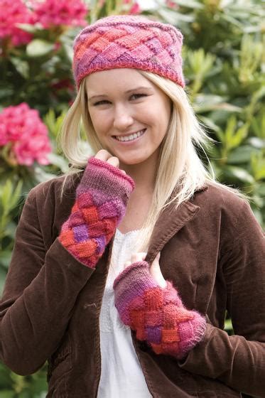 Chroma Entrelac Hat and Fingerless Mitts - Knitting Patterns and ...