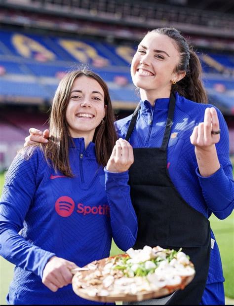 Aitana bonmatí and Ingrid engen Female soccer players Womens