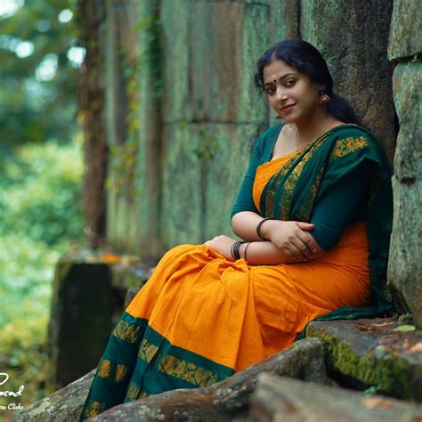 Anu Sithara Malayalam Actress In Orange Saree Photos Hd Images